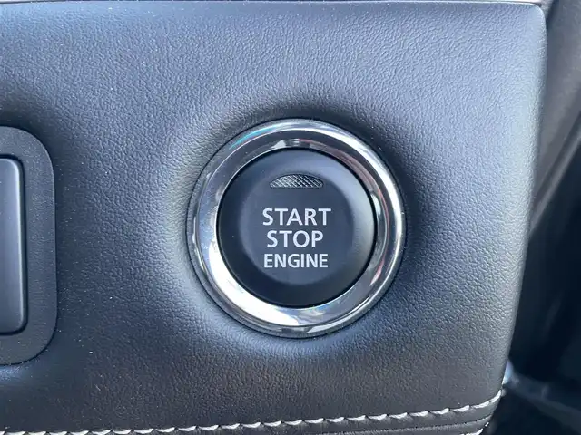 三菱 デリカＤ：５ シャモニー 福島県 2025(令7)年 0.1千km グラファイトグレーメタリック/ブラックマイカ 登録済未使用車/4WD/e-アシスト/・衝突被害軽減ブレーキシステム/・車線逸脱警報システム/・レーダークルーズコントロール/・オートマチックハイビーム/・誤発信抑制機能/純正メモリナビゲーション/【CD/DVD/Bluetooth/HDMI/フルセグTV】/型番：EX11NX/マルチアラウンドモニター/両側パワースライドドア/パワーバックドア/ハーフレザーシート/・運転席パワーシート/スマートキー/・プッシュスタート/・スペアキー/LEDヘッドライト/・オートライト/・オートハイビーム/・フォグランプ/本革巻きステアリング/・パドルシフト/・ステアリングリモコン/・ステアリングヒーター/取扱説明書/新車時保証書