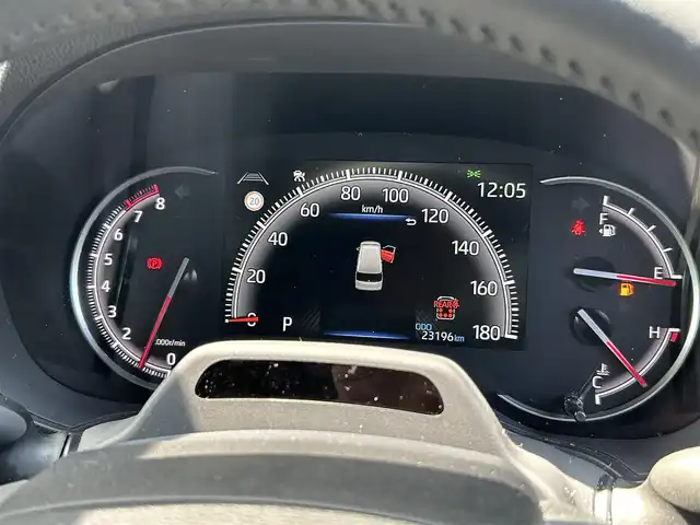 トヨタ ヴォクシー S－Z 香川県 2022(令4)年 2.4万km スパークリングブラックパールクリスタルシャイン 登録時走行距離：23196km/メーカー純正ナビ/　CD DVD BT フルセグTV/全方位カメラ/モデリスタフルエアロ/両側パワースライドドア/パワーバックドア/プリクラッシュセーフティシステム/レーンキープアシスト/レーダークルーズコントロール/ブラインドスポットモニター/クリアランスソナー/パーキングアシスト/オートハイビーム/LEDヘッドライト/オートライト/レベライザヘッドライト/MTモード付AT/電子パーキングブレーキ/横滑り防止装置/前後ドライブレコーダー/ビルトインETC/ハーフレザーシート/シートヒーター/革巻きステアリング/ステアリングスイッチ/プッシュスタート/スマートキー