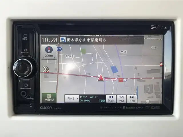 スズキ ラパン G 栃木県 2016(平28)年 6.9万km パールホワイト 株)IDOMが運営する【じしゃロン小山店】の自社ローン専用車両になります。こちらは現金またはオートローンご利用時の価格です。自社ローンご希望の方は別途その旨お申付け下さい//禁煙車/社外フルセグナビ/（CD/DVD/AM/FMラジオ）/(Bluetooth)/スマートキー/プッシュスタート/プリクラッシュセーフティ/レーンキープアシスト/ドライブレコーダー/シートヒーター/パワーウインドウ/４ＷＤ
