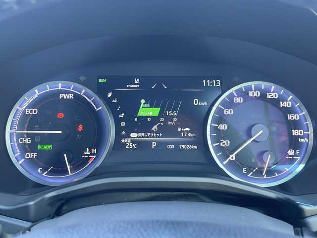 トヨタ クラウン ハイブリッド G－エグゼクティブ 大阪府 2021(令3)年 7.9万km プレシャスブラックパール TRDエアロ/トヨタセーフティセンス/プリクラッシュセーフティ/レーントレーシングアシスト/レーンディパーチャーアラート/レーダークルーズコントロール/アダプティブドライビングアシスト/ロードサインアシスト/ドライバー異常時対応システム/プロアクティブドライビングアシスト/発進遅れ告知機能/緊急時操舵支援/フロントクロストラフィックアシスト/レーンチェンジアシスト/カーブ速度抑制機能/パーキングサポートブレーキー/クリアランスソナー/ブラインドスポットモニター/電動パーキングブレーキ/ブレーキホールド/純正ナビ/フルセグTV/CD/DVD/BT/アラウンドビューモニター/デジタルインナーミラー/温冷席/ステアリングヒーター/オートワイパー/パワーシート/シートメモリー/ビルトインETC２．０/三眼LEDライト/純正アルミホイール/純正フロアマット