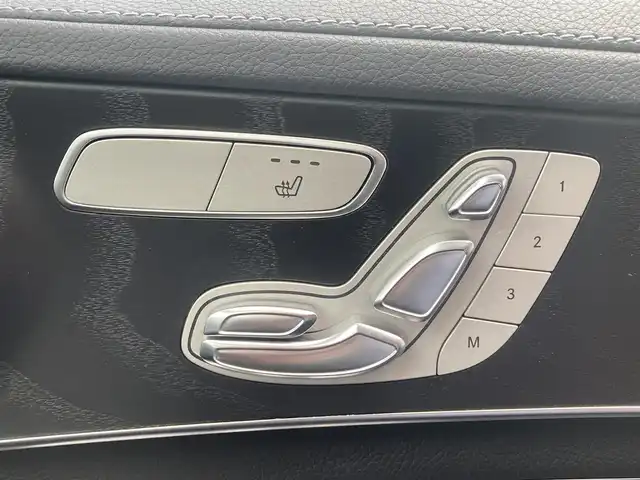 メルセデス・ベンツ Ｃ２００ 4マチック AVG AMGライン 栃木県 2017(平29)年 8.5万km イリジウムシルバー レーダーセーフティパッケージ/Burmesterサウンド/8.4インチディスプレイCOMANDシステムナビ/フルセグTV/DVD/Bluetooth/バックカメラ/DSRC ETC/前後ドライブレコーダー/レザーARTICOシート/シートヒーター/パワーシート/レーダークルーズコントロール/パドルシフト/純正ベースキャリア積込/社外17インチAW+スタッドレスタイヤ積込/エアサス/スマートキー×2
