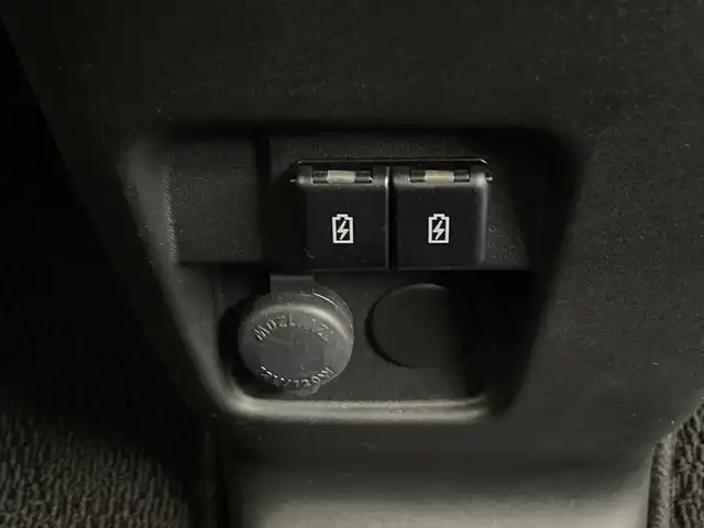 スズキ スペーシア カスタム HYBRID XS 鹿児島県 2021(令3)年 5.3万km ピュアホワイトP 純正ナビ/（AM/FM/CD/DVD/Bluetooth/フルセグ）/バックカメラ/両側パワースライドドア/シートヒーター/レーダークルーズコントロール/レーンキープアシスト/ドライブレコーダー/ETC/純正フロアマット/オートライト/オートハイビーム/純正AW15インチ/ハーフレザーシート/横滑り防止装置