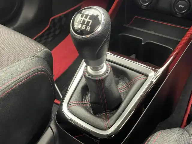 スズキ スイフト スポーツ セーフティPKG 愛知県 2019(令1)年 4万km スピーディーブルーM 純正ナビ　全方位カメラ　禁煙　ＭＴ車　柿本マフラー　ＥＴＣ　ミラー型前後ドラレコ　シートヒーター　セーフティサポート　衝突軽減　クルコン　車線逸脱　ＬＥＤライト　オートハイビーム　スマートキー　フォグ