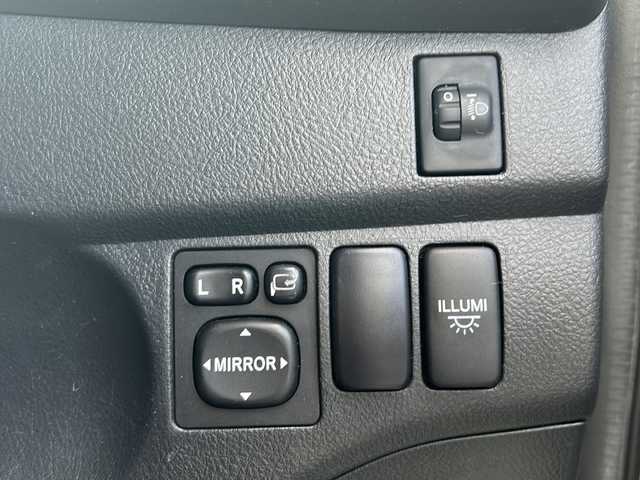 トヨタ ｂＢ Z エアロパッケージ 愛知県 2010(平22)年 6.6万km ホワイト ・禁煙車/・純正HDDナビTV/・バックカメラ/・ETC/・純正１５インチアルミ/・電動格納ミラー/・ドアバイザー/・フロアマット/・新車保証書/・取扱説明書