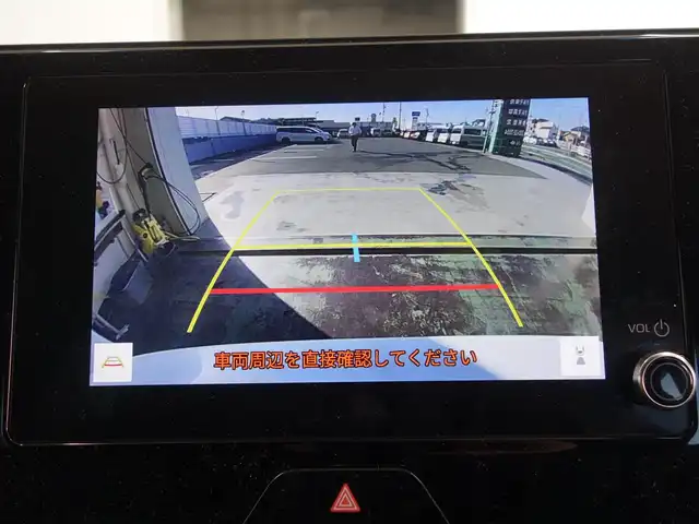 トヨタ ハリアー G 静岡県 2023(令5)年 3.1万km プラチナホワイトパールマイカ ワンオーナー・禁煙車/セーフティーセンス/　プリクラッシュセーフティー/　レーダークルーズコントロール/　ロードサインアシスト/　ドライバー異常時タイオウ/　レーントレーシングアシスト/　アダプティブハイビーム/　カーブ速度抑制/LEDヘッドライト/デジタルインナーミラー/パワーバックドア/運転席パワーシート/8インチコネクティッドナビ対応/　ディスプレイオーディオ/　地デジ・USB・アップルカープレイ/　バックカメラ・ビルトインETC2.0/純正フロアマット