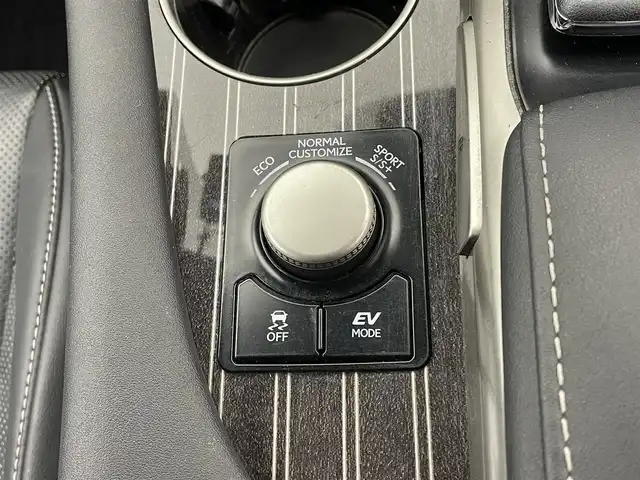 レクサス ＲＸ 450h Fスポーツ 宮城県 2016(平28)年 7.7万km グラファイトブラックガラスフレーク 4WD/純正ナビ　/マークレビンソンサウンド/全周囲カメラ　/ＨＵＤ/BSM　/三眼ＬＥＤヘッドランプ　/シーケンシャルターンランプ　/後席電動格納　/１００Ｖ電源　/パワーバックドア　/レクサスセーフティ　/アダプティブクルーズコントロール/インテリジェントクリアランスソナー/黒革シート　/メモリ機能付パワーシート/ＥＴＣ2.0　/前後ドライブレコーダー/純正20インチAW/禁煙車