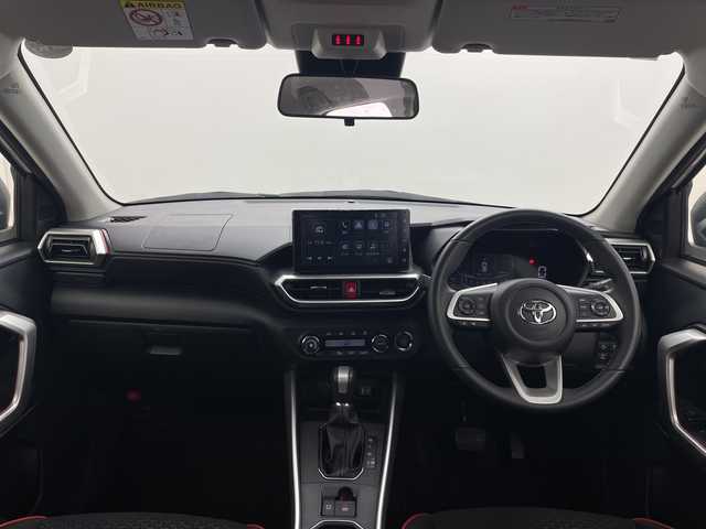 トヨタ ライズ Z 群馬県 2024(令6)年 2万km シャイニングホワイトパール 純正９型ディスプレイオーディオ　バックカメラ　前席シートヒーター　アダプティブクルーズコントロール　ＬＥＤヘッドライト　衝突被害軽減ブレーキ　レーンアシスト　クリアランスソナー　オートライト　禁煙車