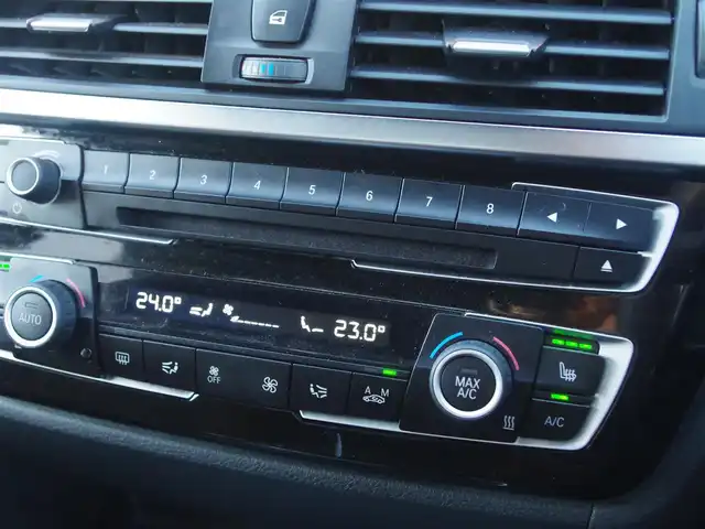 ＢＭＷ ３２０ｉ Mスポーツ 埼玉県 2019(平31)年 2.7万km アルピンホワイトⅢ アダプティブクルーズコントロール/インテリジェントセーフティ/パークディスタンスコントロール/ブラインドスポットモニター/コンフォートアクセス/バックカメラ/純正ナビ/ドラレコ/ETC/シートヒーター/シートポジションメモリー機能/スタッドレスタイヤ