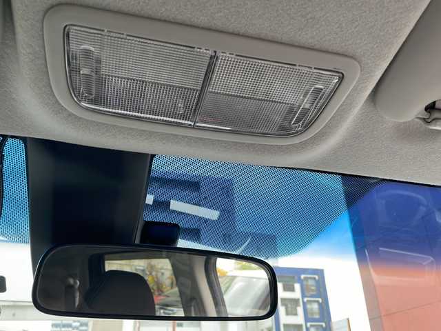 ホンダ フィット ハイブリット Lパッケージ 宮崎県 2015(平27)年 9.1万km アラバスターシルバーメタリック 純正メモリーナビ/ワンセグテレビ/バックカメラ/クルーズコントロール/プッシュスタート/ETC/CDチェンジャー/パワーウインドウ/パワーステアリング/スマートキー/純正フロアマット/純正アルミホイール