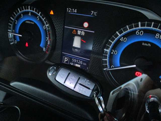 日産 ルークス HWS Gターボ プロパイロットED 岡山県 2021(令3)年 6万km ホワイトパール インテリジェントエマージェンシーブレーキ/踏み間違い衝突防止アシスト/インテリジェントFCW/車線逸脱警報（LDW・インテリジェントLi)/プロパイロット/先行車発進お知らせ/速度標識表示/インテリジェントアラウンドビューモニター/インテリジェントDA/ワンオーナー/純正9インチSDナビ/フルセグテレビ/アラウンドビューモニター/Bluetooth/USB/DVD再生可能/ハンズフリーパワースライドドア/両側パワースライドドア/純正ドライブレコーダー（フロント・リア）/オートライト/LEDヘッドライト/2.0対応ビルトインETC/ウィンカーミラー/純正15AW/純正フロアマット/スマートキー2個/取扱説明書/保証書