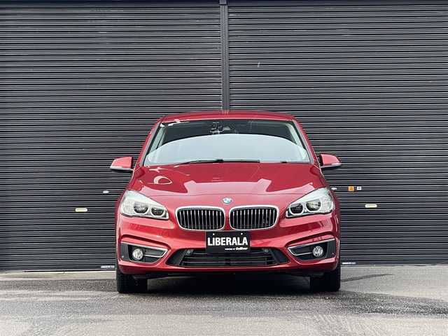 ＢＭＷ ２１８ｄ グランツアラー ラグジュアリー 山梨県 2015(平27)年 5.2万km 赤 純正メモリナビ/・DVD/CD/FM/AM/Bluetooth/バックカメラ/クルーズコントロール/革巻きステアリング/ステアリングリモコン/シートヒーター（D席+N席）/パワーシート（D席+N席）/黒色レザーシート/前後コーナーセンサー/LEDヘッドライト/オートライト/オートエアコン/スマートキー/プッシュスタート/12V電源/純正17インチアルミホイール/取扱説明書/保証書