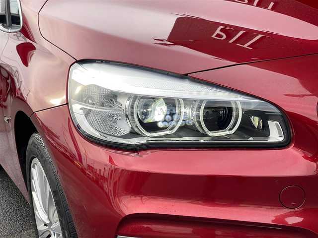 ＢＭＷ ２１８ｄ グランツアラー ラグジュアリー 山梨県 2015(平27)年 5.2万km 赤 純正メモリナビ/・DVD/CD/FM/AM/Bluetooth/バックカメラ/クルーズコントロール/革巻きステアリング/ステアリングリモコン/シートヒーター（D席+N席）/パワーシート（D席+N席）/黒色レザーシート/前後コーナーセンサー/LEDヘッドライト/オートライト/オートエアコン/スマートキー/プッシュスタート/12V電源/純正17インチアルミホイール/取扱説明書/保証書