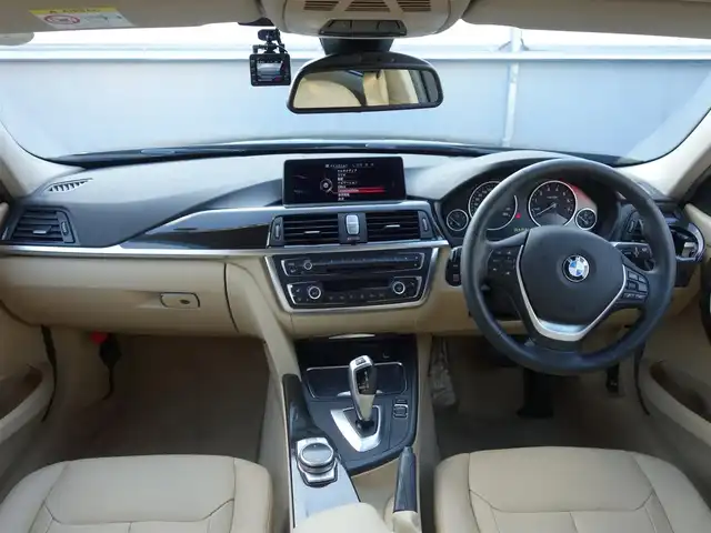 ＢＭＷ ３２０ｉ