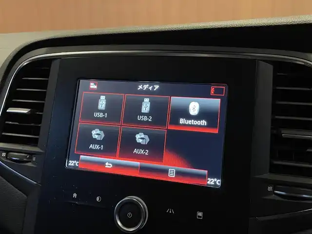 ルノー メガーヌ ルノー スポール 愛知県 2019(平31)年 5万km BLANC NACRE AppleCarPlay /バックカメラ/brembo /前席シートヒーター /パドルシフト /クルコン/レーンキープアシスト/ブラインドスポット/パーキングアシスト /LEDヘッドライト /オートライト/アイドリングストップ /純正19インチアルミ