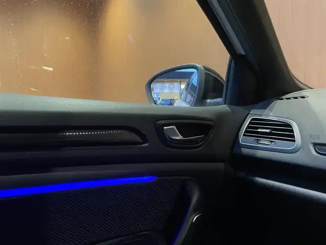 ルノー メガーヌ ルノー スポール 愛知県 2019(平31)年 5万km BLANC NACRE AppleCarPlay /バックカメラ/brembo /前席シートヒーター /パドルシフト /クルコン/レーンキープアシスト/ブラインドスポット/パーキングアシスト /LEDヘッドライト /オートライト/アイドリングストップ /純正19インチアルミ