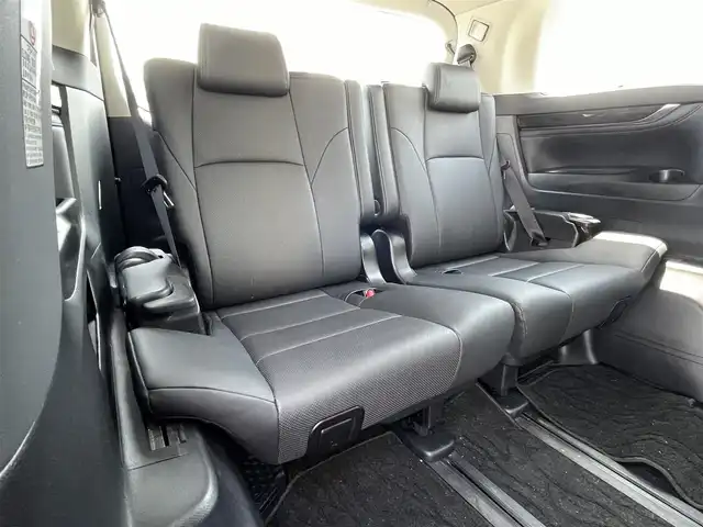 トヨタ アルファード S Cパッケージ 山口県 2019(令1)年 2万km ホワイトパールクリスタルシャイン JBLメーカーオプションナビ/フルセグTV CD DVD BD BT HDMI USB/フリップダウンモニター/全周囲カメラ/Wサンルーフ/モデリスタ エアロ/黒革シート/前席パワーシート/前席エアシート シートヒーター/三眼LEDオートヘッドライト/フォグライト/シーケンシャルウィンカー/デジタルインナーミラー/衝突被害軽減ブレーキ/レーダークルーズコントロール/レーンアシスト/オートマチックハイビーム/ブラインドスポットモニタ/両側パワースライドドア/パワーバックドア/コーナーセンサー/2.0ETC/ステアリングヒーター/ステアリングリモコン/スマートキー一体式エンジンスターター/W サイド カーテン ニー エアバッグ/禁煙車