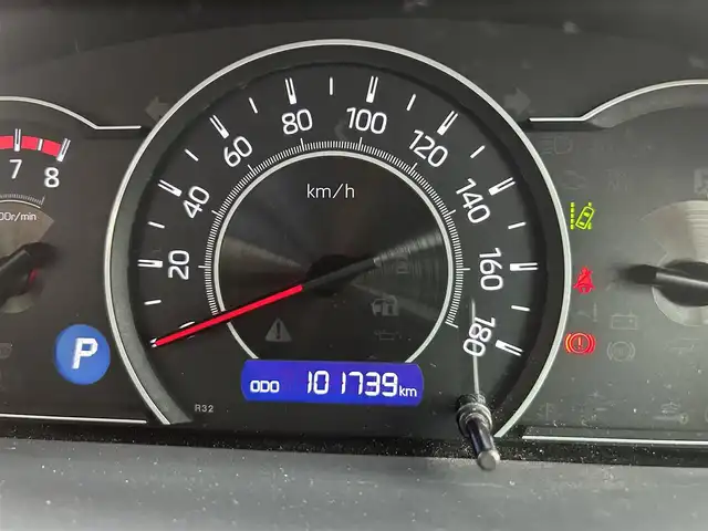 トヨタ ヴォクシー ZS 煌 滋賀県 2017(平29)年 10.2万km 黒 ワンオーナー/純正ナビ/フルセグテレビ/ETC/クルーズコントロール/ドアバイザー/両側パワースライドドア/バックカメラ/アイドリングストップ/アルミホイール16インチ/LEDフロントフォグランプ/バックドアガーニッシュ/社外16インチアルミ・スタッドレス