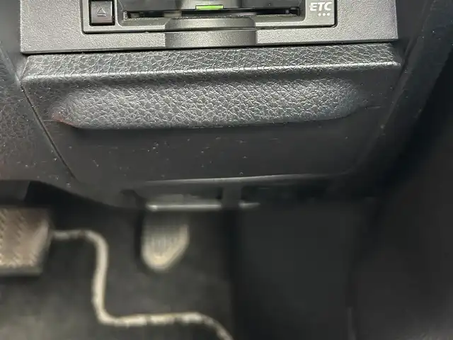 トヨタ ヴォクシー ZS 煌 滋賀県 2017(平29)年 10.2万km 黒 ワンオーナー/純正ナビ/フルセグテレビ/ETC/クルーズコントロール/ドアバイザー/両側パワースライドドア/バックカメラ/アイドリングストップ/アルミホイール16インチ/LEDフロントフォグランプ/バックドアガーニッシュ/社外16インチアルミ・スタッドレス