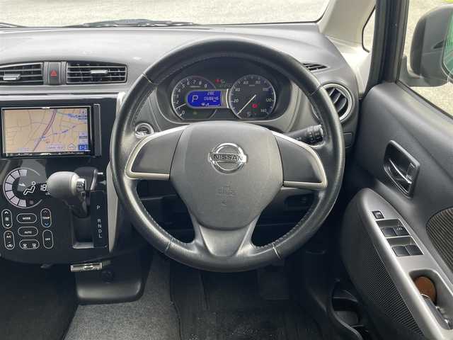 日産 デイズ ハイウェイスターX 福岡県 2013(平25)年 6.9万km ブラック ECLIPSESDナビ(フルセグ、CD)/ETC/盗難防止装置/カロッツェリアドラレコ/エアバッグ(W)/純正アルミホイール/純正フロアマット/デジタルルームミラー/AAC/スマートキー/プッシュスタート