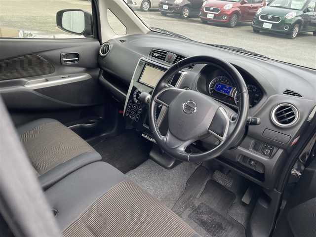 日産 デイズ ハイウェイスターX 福岡県 2013(平25)年 6.9万km ブラック ECLIPSESDナビ(フルセグ、CD)/ETC/盗難防止装置/カロッツェリアドラレコ/エアバッグ(W)/純正アルミホイール/純正フロアマット/デジタルルームミラー/AAC/スマートキー/プッシュスタート
