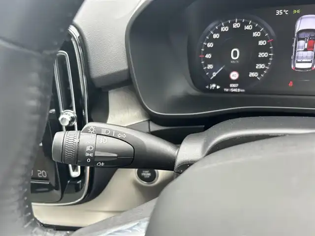 ボルボ ＸＣ４０ B4 AWD インスクリプション 滋賀県 2021(令3)年 0.9万km パール ワンオーナー/純正ナビ/フルセグテレビ/360°カメラ/ドラレコ/ハーマンカードン/シートヒーター/パワーバックドア/ワイヤレスチャージ/白レザーシート/LEDヘッドライト