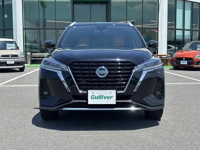日産 キックス X ツートーンインテリアED 奈良県 2021(令3)年 3.1万km ピュアブラック 純正ナビ(フルセグTV/CD/DVD/AM・FM/BT)/アラウンドビューモニター/ETC/前方ドラレコ/デジタルインナーミラー/ステアリングヒーター/前席シートヒーター/プロパイロット/インテリジェントエマージェンシーブレーキ/踏み間違い衝突防止アシスト/インテリジェントLI/LDW/ハイビームアシスト/オートブレーキホールド/純正17インチアルミホイール/純正フロアマット/スペアキー