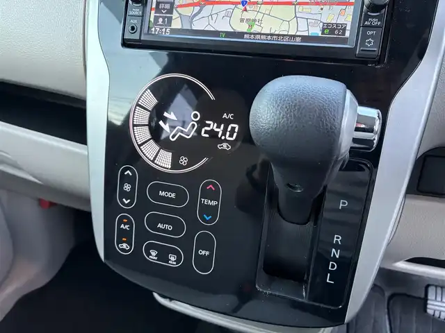 日産 デイズ X 熊本県 2017(平29)年 10.2万km ホワイトパール 純正7インチナビ（MJ116D-W）/【フルセグTV/Bluetooth/CD/DVD】/全方位カメラ/バックカメラ/衝突被害軽減装置/純正14インチAW/プッシュスタート/ステアリングスイッチ/純正フロアマット/純正ドアバイザー/横滑り防止/盗難防止装置/保証書/取扱説明書