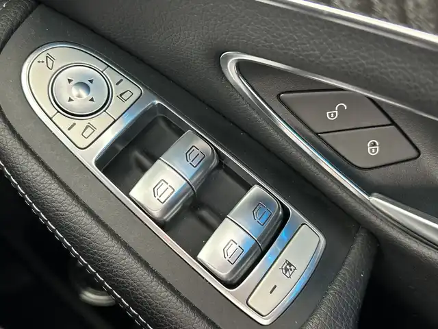 メルセデス・ベンツ Ｃ１８０ アバンギャルド AMGライン 愛知県 2015(平27)年 7.2万km 黒 レーダーセーフティパッケージ/ベーシックパッケージ/COMANDシステム/バックカメラ/LEDインテリジェントライトシステム/18インチ5本スポークアルミホイール/ナッパ巻ステアリング/黒合皮シート/運転席助手席パワーシート＆シートヒーター