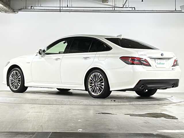 トヨタ クラウン ハイブリッド G－エグゼクティブ Four 広島県 2019(平31)年 7万km ホワイトパールクリスタルシャイン 禁煙/純正ナビ/CD/DVD/DTV/Bluetooth/パノラミックビューモニター/レーダークルーズコントロール/LEDオートライト/オートマチックハイビーム/社外AW付スタッドレス積み込み/ビルトインETC2.0/ドライブレコーダー/レザーシート/シートヒーター/シートベンチレーション/パワーシート/メモリーシート/ステアリングスイッチ/ステアリングヒーター/ワイヤレス充電/スマートキー/スペアキー/カードキー