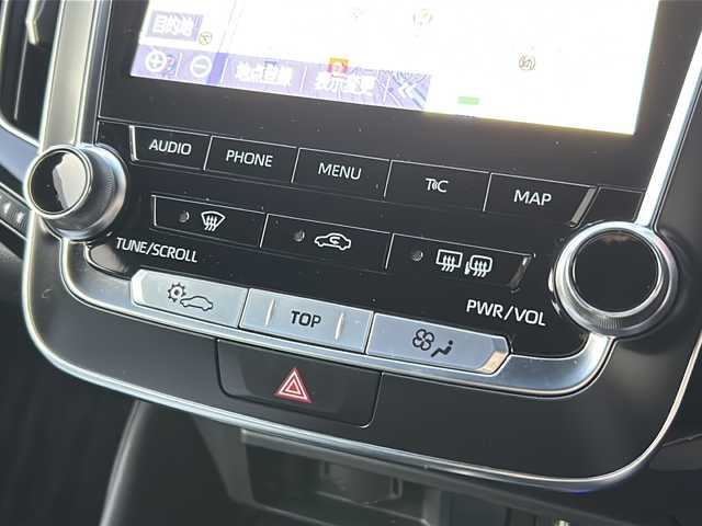 トヨタ クラウン ハイブリッド G－エグゼクティブ Four 広島県 2019(平31)年 7万km ホワイトパールクリスタルシャイン 禁煙/純正ナビ/CD/DVD/DTV/Bluetooth/パノラミックビューモニター/レーダークルーズコントロール/LEDオートライト/オートマチックハイビーム/社外AW付スタッドレス積み込み/ビルトインETC2.0/ドライブレコーダー/レザーシート/シートヒーター/シートベンチレーション/パワーシート/メモリーシート/ステアリングスイッチ/ステアリングヒーター/ワイヤレス充電/スマートキー/スペアキー/カードキー