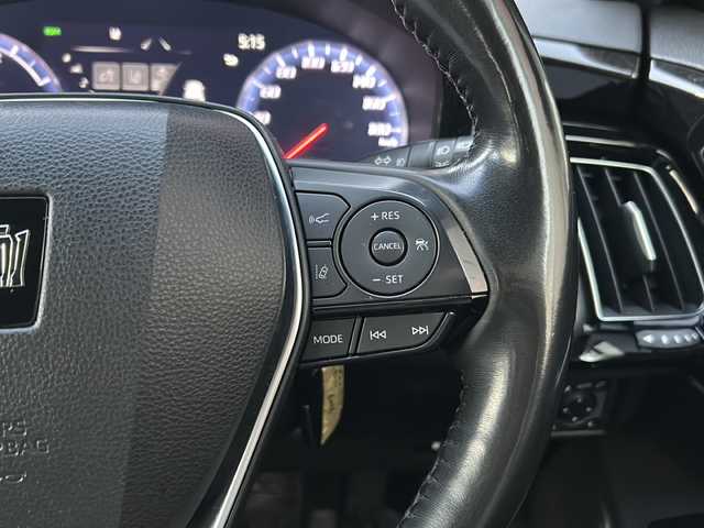 トヨタ クラウン ハイブリッド G－エグゼクティブ Four 広島県 2019(平31)年 7万km ホワイトパールクリスタルシャイン 禁煙/純正ナビ/CD/DVD/DTV/Bluetooth/パノラミックビューモニター/レーダークルーズコントロール/LEDオートライト/オートマチックハイビーム/社外AW付スタッドレス積み込み/ビルトインETC2.0/ドライブレコーダー/レザーシート/シートヒーター/シートベンチレーション/パワーシート/メモリーシート/ステアリングスイッチ/ステアリングヒーター/ワイヤレス充電/スマートキー/スペアキー/カードキー