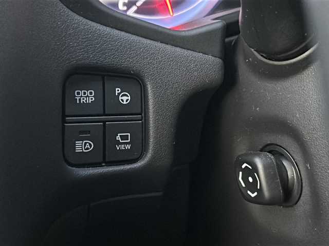 トヨタ クラウン ハイブリッド G－エグゼクティブ Four 広島県 2019(平31)年 7万km ホワイトパールクリスタルシャイン 禁煙/純正ナビ/CD/DVD/DTV/Bluetooth/パノラミックビューモニター/レーダークルーズコントロール/LEDオートライト/オートマチックハイビーム/社外AW付スタッドレス積み込み/ビルトインETC2.0/ドライブレコーダー/レザーシート/シートヒーター/シートベンチレーション/パワーシート/メモリーシート/ステアリングスイッチ/ステアリングヒーター/ワイヤレス充電/スマートキー/スペアキー/カードキー