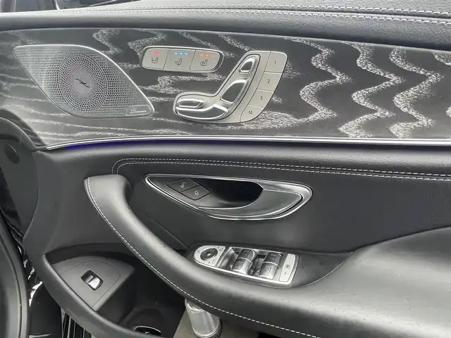 メルセデス・ベンツ ＣＬＳ２２０ｄ 埼玉県 2020(令2)年 0.1千km 白 黒革シート /スライディングルーフ /Burmester /純正ナビ/全方位カメラ /apple car play /エアサスペンション  /ヘッドアップディスプレイ/アンビエントライト /ブラインドスポットモニター  /シートヒーター/エアコン/ETC/ドライブレコーダー