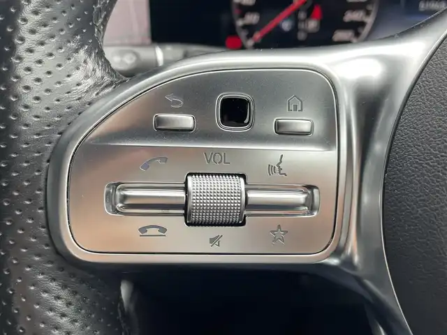 メルセデス・ベンツ ＣＬＳ２２０ｄ 埼玉県 2020(令2)年 0.1千km 白 黒革シート /スライディングルーフ /Burmester /純正ナビ/全方位カメラ /apple car play /エアサスペンション  /ヘッドアップディスプレイ/アンビエントライト /ブラインドスポットモニター  /シートヒーター/エアコン/ETC/ドライブレコーダー