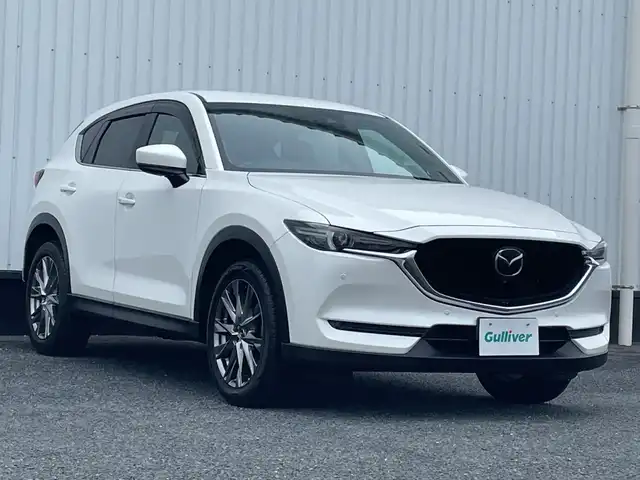 マツダ ＣＸ－５ XD エクスクルーシブモード 千葉県 2020(令2)年 4.3万km スノーフレイクホワイトパールマイカ 純正SDナビ/(フルセグTV/BT/CD/DVD/FM/AM)/全周囲カメラ/ヘッドアップディスプレイ/ブラインドスポットモニター/BOSEサウンド/衝突被害軽減システム/車線逸脱警報/レーダークルーズコントロール/レザーシート/シートヒーター/エアシート/ステアリングヒーター/メモリー付きパワーシート/横滑り防止装置/ETC/アイドリングストップ/LEDヘッドライト/フォグランプ/オートライト/ウィンカーミラー/電動格納ミラー/純正19インチAW/プッシュスタート/スマートキー/フロアマット/スペアキー/取扱説明書/保証書