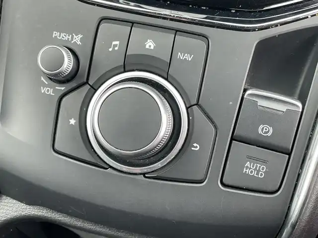 マツダ ＣＸ－５ XD エクスクルーシブモード 千葉県 2020(令2)年 4.3万km スノーフレイクホワイトパールマイカ 純正SDナビ/(フルセグTV/BT/CD/DVD/FM/AM)/全周囲カメラ/ヘッドアップディスプレイ/ブラインドスポットモニター/BOSEサウンド/衝突被害軽減システム/車線逸脱警報/レーダークルーズコントロール/レザーシート/シートヒーター/エアシート/ステアリングヒーター/メモリー付きパワーシート/横滑り防止装置/ETC/アイドリングストップ/LEDヘッドライト/フォグランプ/オートライト/ウィンカーミラー/電動格納ミラー/純正19インチAW/プッシュスタート/スマートキー/フロアマット/スペアキー/取扱説明書/保証書