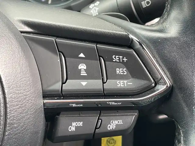 マツダ ＣＸ－５ XD エクスクルーシブモード 千葉県 2020(令2)年 4.3万km スノーフレイクホワイトパールマイカ 純正SDナビ/(フルセグTV/BT/CD/DVD/FM/AM)/全周囲カメラ/ヘッドアップディスプレイ/ブラインドスポットモニター/BOSEサウンド/衝突被害軽減システム/車線逸脱警報/レーダークルーズコントロール/レザーシート/シートヒーター/エアシート/ステアリングヒーター/メモリー付きパワーシート/横滑り防止装置/ETC/アイドリングストップ/LEDヘッドライト/フォグランプ/オートライト/ウィンカーミラー/電動格納ミラー/純正19インチAW/プッシュスタート/スマートキー/フロアマット/スペアキー/取扱説明書/保証書