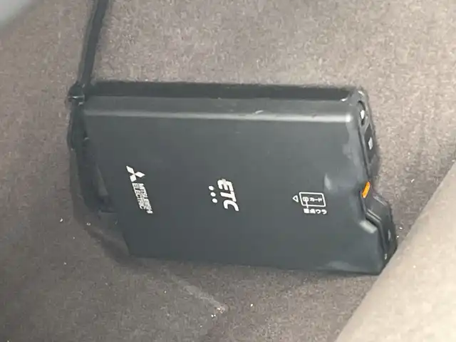 マツダ ＣＸ－５ XD エクスクルーシブモード 千葉県 2020(令2)年 4.3万km スノーフレイクホワイトパールマイカ 純正SDナビ/(フルセグTV/BT/CD/DVD/FM/AM)/全周囲カメラ/ヘッドアップディスプレイ/ブラインドスポットモニター/BOSEサウンド/衝突被害軽減システム/車線逸脱警報/レーダークルーズコントロール/レザーシート/シートヒーター/エアシート/ステアリングヒーター/メモリー付きパワーシート/横滑り防止装置/ETC/アイドリングストップ/LEDヘッドライト/フォグランプ/オートライト/ウィンカーミラー/電動格納ミラー/純正19インチAW/プッシュスタート/スマートキー/フロアマット/スペアキー/取扱説明書/保証書