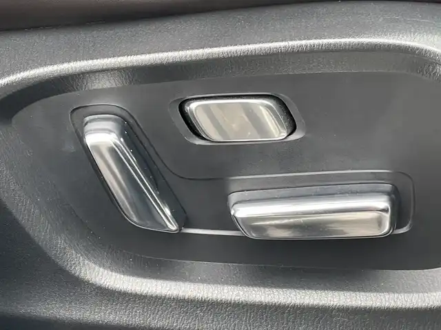 マツダ ＣＸ－５ XD エクスクルーシブモード 千葉県 2020(令2)年 4.3万km スノーフレイクホワイトパールマイカ 純正SDナビ/(フルセグTV/BT/CD/DVD/FM/AM)/全周囲カメラ/ヘッドアップディスプレイ/ブラインドスポットモニター/BOSEサウンド/衝突被害軽減システム/車線逸脱警報/レーダークルーズコントロール/レザーシート/シートヒーター/エアシート/ステアリングヒーター/メモリー付きパワーシート/横滑り防止装置/ETC/アイドリングストップ/LEDヘッドライト/フォグランプ/オートライト/ウィンカーミラー/電動格納ミラー/純正19インチAW/プッシュスタート/スマートキー/フロアマット/スペアキー/取扱説明書/保証書