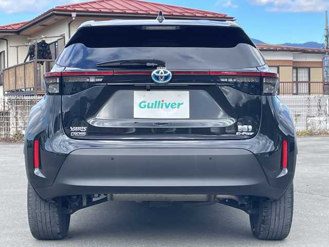 トヨタ ヤリスクロス ハイブリッド Z 山梨県 2020(令2)年 6.5万km ブラックマイカ 純正ディスプレイオーディオ/フルセグ/バックカメラ/ETC/スマートキー/LEDライト/４WD/ハーフレザー/シートヒーター/パワーシート/レーダークルーズコントロール/レーンキープアシスト/コーナーセンサー/純正フロアマット