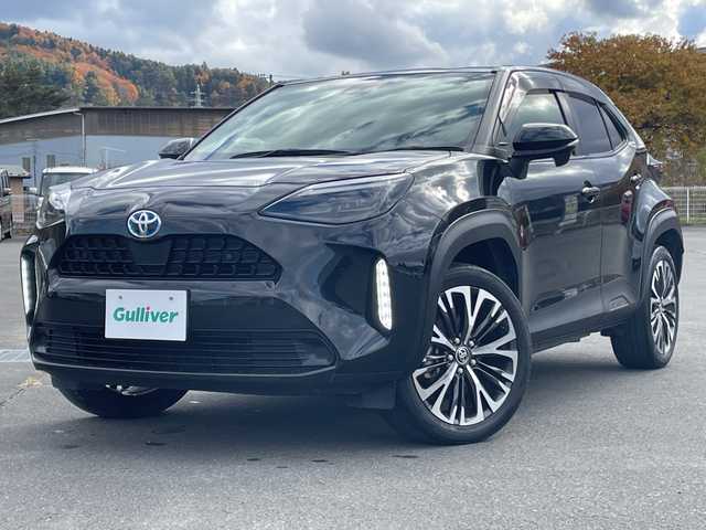 トヨタ ヤリスクロス ハイブリッド Z 山梨県 2020(令2)年 6.5万km ブラックマイカ 純正ディスプレイオーディオ/フルセグ/バックカメラ/ETC/スマートキー/LEDライト/４WD/ハーフレザー/シートヒーター/パワーシート/レーダークルーズコントロール/レーンキープアシスト/コーナーセンサー/純正フロアマット