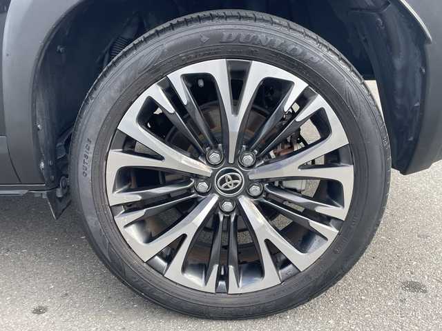 トヨタ ヤリスクロス ハイブリッド Z 山梨県 2020(令2)年 6.5万km ブラックマイカ 純正ディスプレイオーディオ/フルセグ/バックカメラ/ETC/スマートキー/LEDライト/４WD/ハーフレザー/シートヒーター/パワーシート/レーダークルーズコントロール/レーンキープアシスト/コーナーセンサー/純正フロアマット