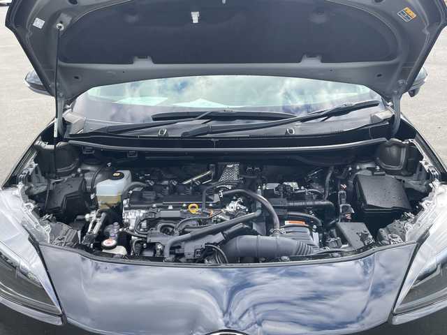 トヨタ ヤリスクロス ハイブリッド Z 山梨県 2020(令2)年 6.5万km ブラックマイカ 純正ディスプレイオーディオ/フルセグ/バックカメラ/ETC/スマートキー/LEDライト/４WD/ハーフレザー/シートヒーター/パワーシート/レーダークルーズコントロール/レーンキープアシスト/コーナーセンサー/純正フロアマット