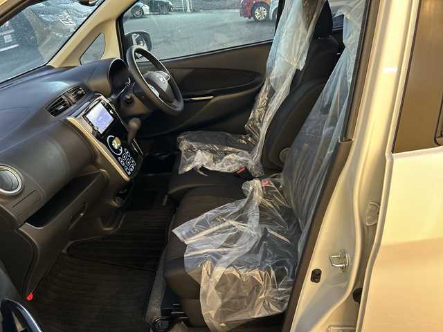 日産 デイズ ハイウェイスターX 福岡県 2019(平31)年 0.3万km ホワイトパール 純正ナビ/（TV/Bluetooth/TV/USB/CD/DVD/AUX）/全方位カメラ/バックカメラ/前方ドライブレコーダー（DJ4-D）/純正14インチアルミホイール/横滑り防止装置/車線逸脱警報/アイドリングストップ/オートマチックハイビーム/ETC/スペアキー/プッシュスタート/スマートキー/純正フロアマット/ドアバイザー/ステアリングスイッチ/ISOFIX/フォグランプ