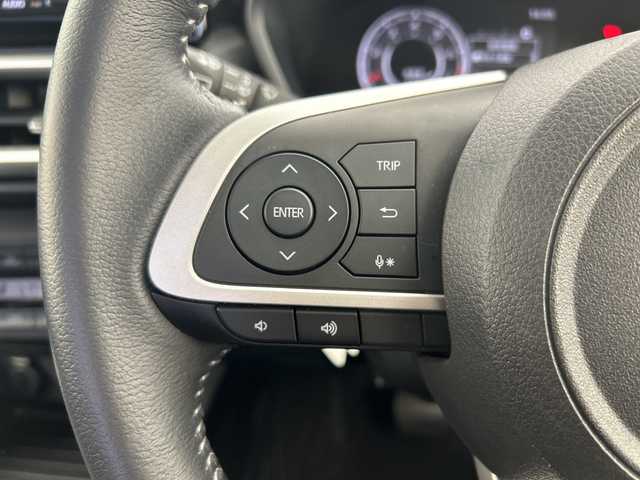 トヨタ ライズ Z 三重県 2020(令2)年 2.6万km シャイニングホワイトパール /禁煙車//純正ナビ//Bluetooth/フルセグ/CD/DVD/SD//レーダークルーズコントロール//バックモニター//前席シートヒーター//ブラインドスポットモニター//ビルトインETC//前後コーナーセンサー//LEDヘッドライト//純正17インチAW