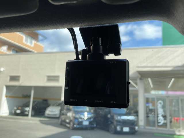 トヨタ ハイラックス サーフ SSR－X LTD 高知県 2007(平19)年 12.9万km ホワイトパールクリスタルシャイン リフトアップ/ブロックタイヤ/４ＷＤ/ナビ/・Bluetooth/・CD/DVD/・フルセグTV/バックモニター/ＥＴＣ