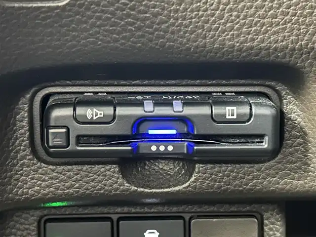 ホンダ Ｎ ＢＯＸ L 福岡県 2022(令4)年 5万km クリスタルブラックパール 社外ナビ（ＢＴ，フルセグＴＶ）　/バックカメラ　/前後ドライブレコーダー　/ＥＴＣ　/ホンダセンシング　/アダプティブクルーズコントロール　/コーナーセンサー　/衝突軽減ブレーキ　/レーンキープ　/片側電動スライドドア/シートヒーター/アイドリングストップ/LEDヘッドライト