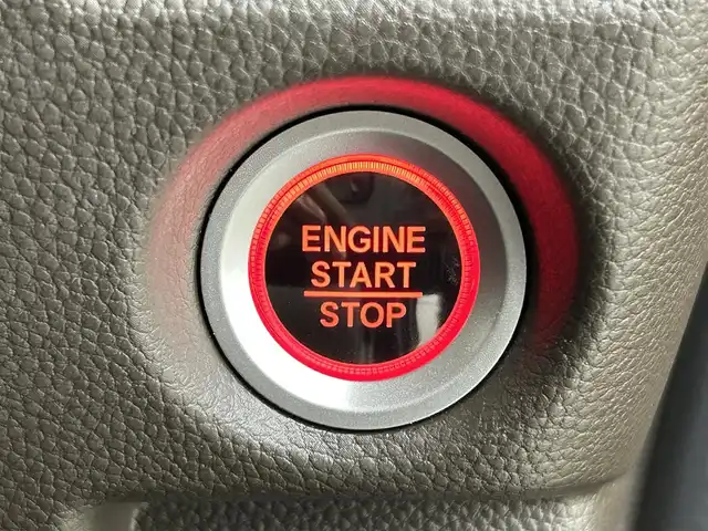 ホンダ Ｎ ＢＯＸ L 福岡県 2022(令4)年 5万km クリスタルブラックパール 社外ナビ（ＢＴ，フルセグＴＶ）　/バックカメラ　/前後ドライブレコーダー　/ＥＴＣ　/ホンダセンシング　/アダプティブクルーズコントロール　/コーナーセンサー　/衝突軽減ブレーキ　/レーンキープ　/片側電動スライドドア/シートヒーター/アイドリングストップ/LEDヘッドライト