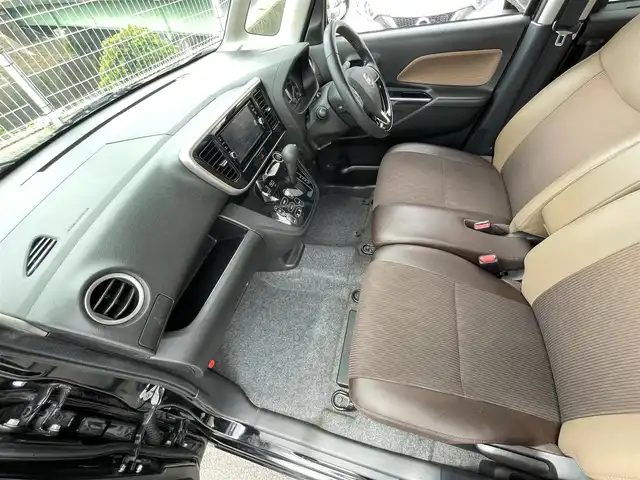 日産 デイズ ルークス HWS X Vセレクション 兵庫県 2019(平31)年 10万km ブラック (株)IDOMが運営する【じしゃロン神戸名谷店】の自社ローン専用車両になりますこちらは現金またはオートローンご利用時の価格です。自社ローンご希望の方は別途その旨お申付け下さい/登録時走行距離99471km/純正SDナビ/・CD/DVD/BT/フルセグテレビ /アラウンドビューモニター/エマージェンシーブレーキ/車線逸脱警報/オートハイビーム/プッシュスタート /スマートキー /ETC/夏タイヤ積み込み