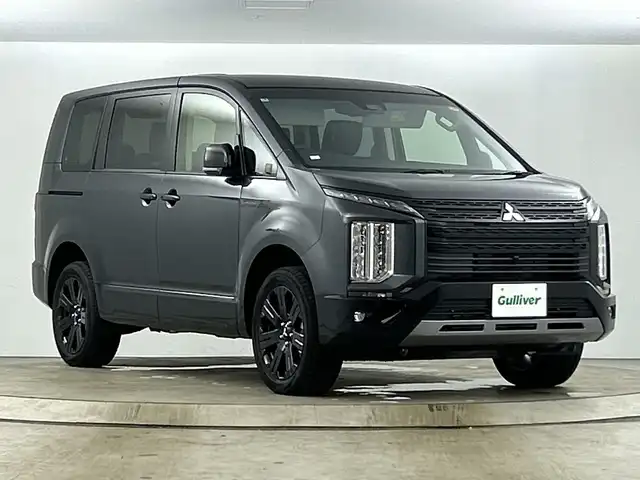 三菱 デリカＤ：５ シャモニー 愛知県 2025(令7)年 0.1万km未満 グラファイトグレーメタリック/ブラックマイカ 登録済未使用車/ディーゼル/ターボ/全方位カメラ/三菱e-Assist/・衝突軽減ブレーキ/・追従式クルーズコントロール/・ブラインドスポットモニター/・レーンキープアシスト/・オートマチックハイビーム/シートヒーター/パワーシート/両側パワースライドドア/アイドリングストップ/センターデフロック/スマートキー/スペアキー/純正アルミホイール
